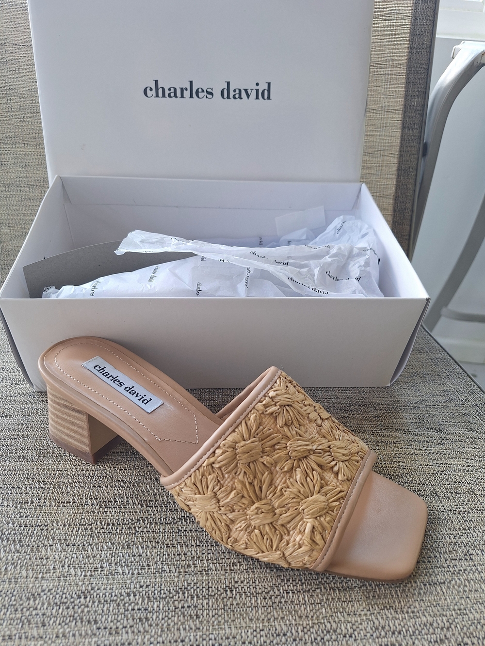 NIB Charles David Beige Woven Block Heel Mules
